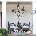 Halloween Porch Decor- How to Decorate Your Front Porch for Hallowe