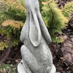 Luna the Moon Gazing Hare Stone Garden Ornament - Et