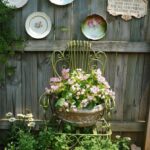 33+ Most Beautiful Vintage Garden Decor Ideas - FarmFoodFamily .