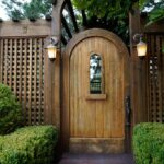 Pros and cons of different garden gate styl
